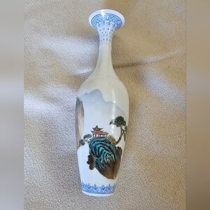 Vintage Chinese Egg Shell Porcelain Vase
